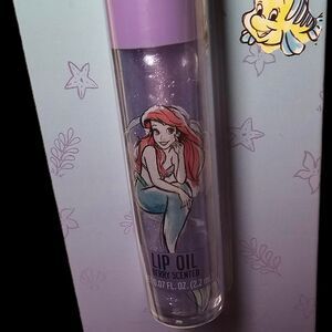 Disney Little Mermaid lip oil in berry scented Makeup